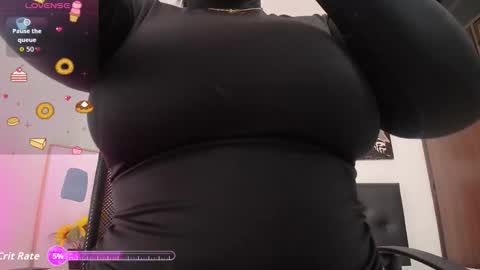 zhia  zeus online show from November 7, 6:52 pm