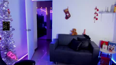 zhoestrong online show from December 7, 5:26 am