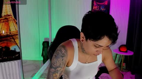 zhoestrong online show from May 15, 5:42 pm