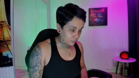 zhoestrong online show from May 17, 10:17 pm