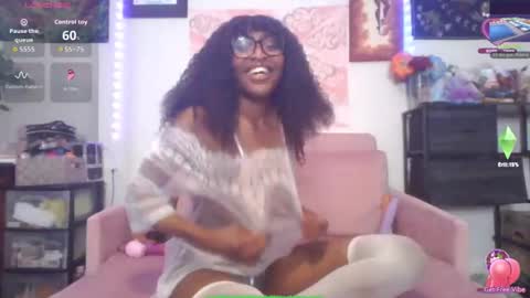 Snapshot of ziafoxy chatting on October 11, 2:55 am ziafoxy online show from October 11, 2:55 am