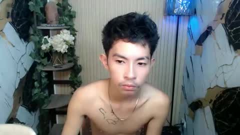 zian_smithx online show from January 6, 11:03 am