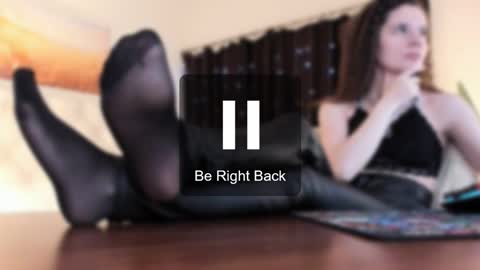 zianichols online show from February 26, 3:05 am