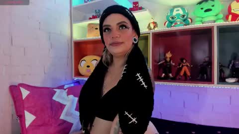 Snapshot of zihaadams_ chatting on March 14, 8:47 pm zihaadams_ online show from March 14, 8:47 pm