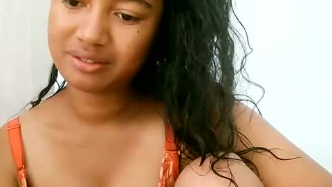 elly online show from May 6, 5:57 am
