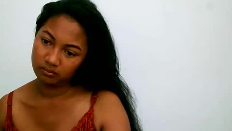 elly online show from May 18, 7:14 am