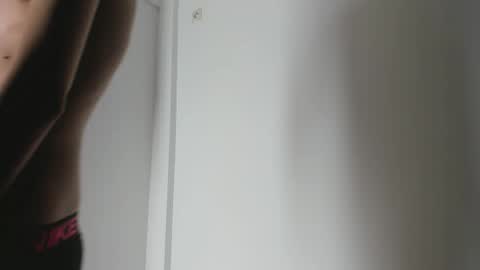 Snapshot of zincky chatting on October 16, 1:23 pm zincky online show from October 16, 1:23 pm