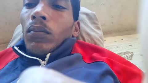 Zinedine online show from April 12, 9:47 am