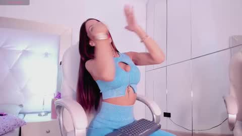 Nia  online show from February 23, 11:44 am