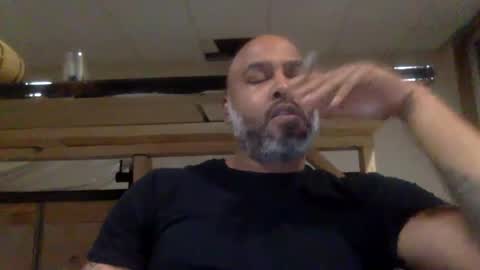 zionlion22 online show from January 2, 2:22 am