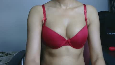 Snapshot of ziyaa_1 chatting on October 5, 4:00 am Ziyaa online show from October 5, 4:00 am