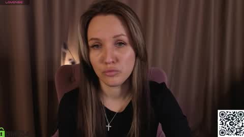 Snapshot of zlata__fox chatting on May 11, 8:42 am Zlata Mon Tue Thu Fri Sun Sa GMT 3 0000pm - 0600pm online show from May 11, 8:42 am