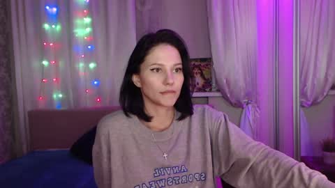 Snapshot of zlatagoddess chatting on December 28, 9:19 pm Zlata online show from December 28, 9:19 pm