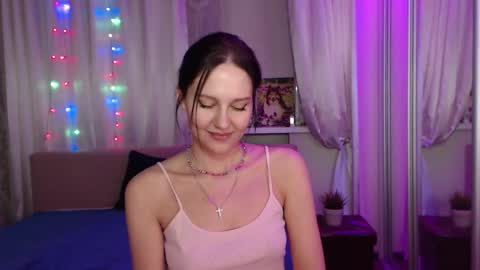 Snapshot of zlatagoddess chatting on February 14, 7:23 pm Zlata online show from February 14, 7:23 pm