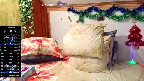 Snapshot of zlatovlaskaay chatting on December 25, 6:19 pm Liza online show from December 25, 6:19 pm