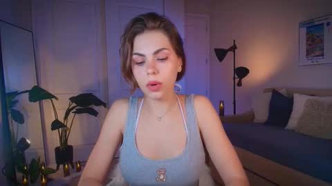 Snapshot of zlicious chatting on October 8, 10:51 pm Zara Join next live at 5PM EST online show from October 8, 10:51 pm