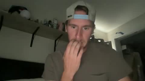 Gregm0419 online show from October 25, 4:24 pm