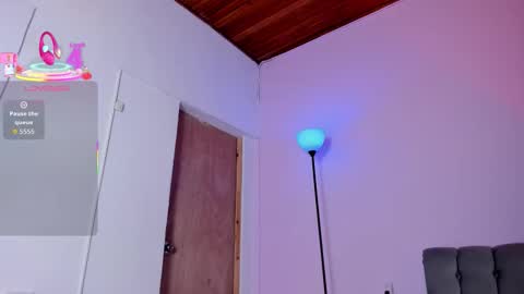 zoe online show from October 14, 3:13 pm