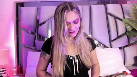 zoe__harper online show from November 21, 6:50 pm