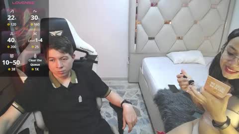 ZOE AND JACK online show from May 3, 8:15 pm