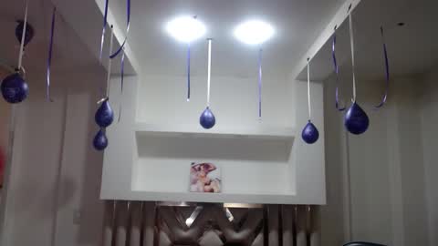 Z O E online show from November 23, 12:38 pm