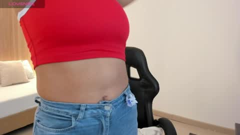 Zoe  online show from April 6, 12:17 pm