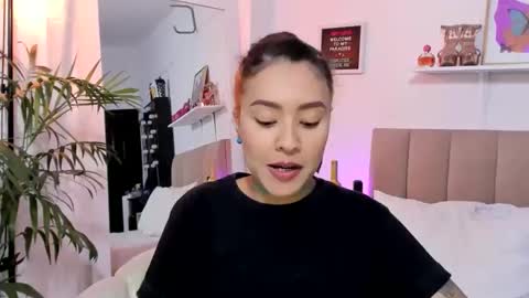 Zoe Gruber online show from November 20, 9:47 pm