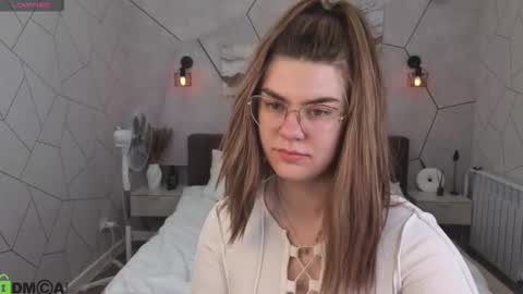 Zoe online show from February 20, 6:26 am