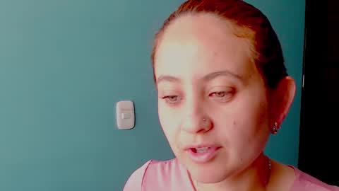Zoe online show from December 21, 1:32 pm