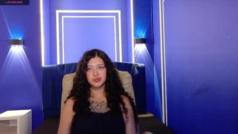 Snapshot of zoe_lara_34 chatting on March 18, 4:26 am zoe online show from March 18, 4:26 am