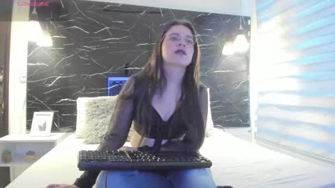 Zoe online show from January 15, 11:37 am