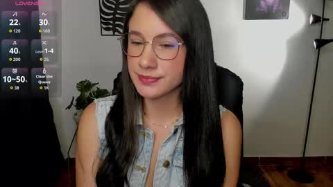 zoe_millerx online show from September 25, 1:26 pm