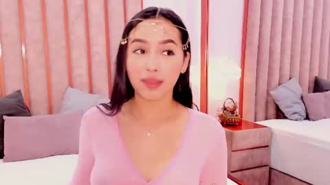 Zoe Monrow online show from June 17, 12:18 pm