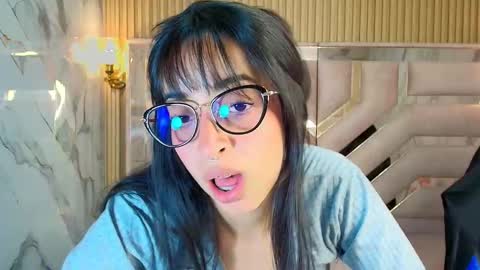 Zoe  online show from September 12, 3:06 am