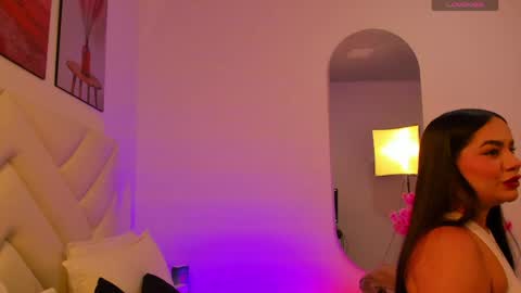 Snapshot of zoe_rivers chatting on March 15, 11:44 pm Zoe online show from March 15, 11:44 pm