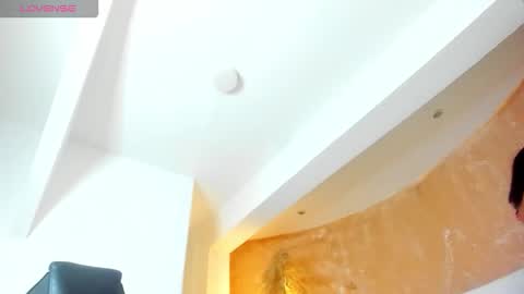 zoe_rose4 online show from September 21, 7:48 pm