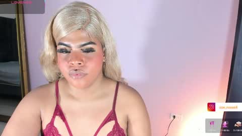 Snapshot of zoe_rosee4 chatting on April 28, 9:14 am zoe_rosee4 online show from April 28, 9:14 am
