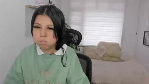 Zoe online show from September 12, 2:06 pm