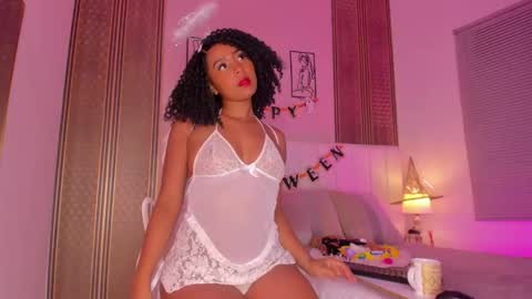 Snapshot of zoe_sky_ chatting on November 1, 11:34 am Hi guys i am Zoe online show from November 1, 11:34 am