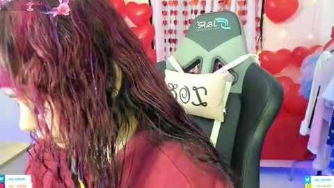 zoe_sullivan_ online show from February 16, 9:27 am