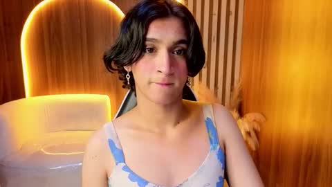 Zoe online show from January 7, 8:11 pm