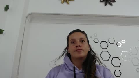 Carolina online show from February 9, 10:36 pm