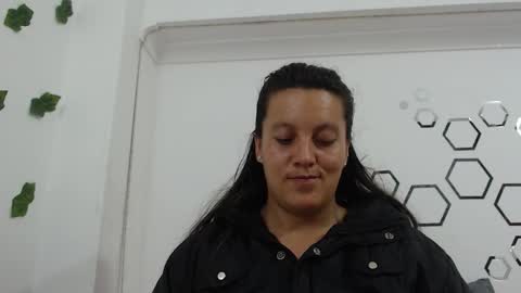 Carolina online show from February 13, 10:39 pm