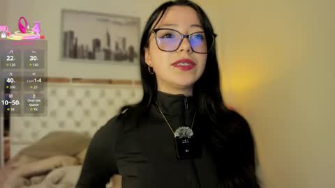 Snapshot of zoe_xra chatting on May 6, 9:31 pm Zoe online show from May 6, 9:31 pm