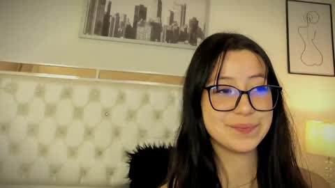 Snapshot of zoe_xra chatting on May 27, 1:57 am Zoe online show from May 27, 1:57 am