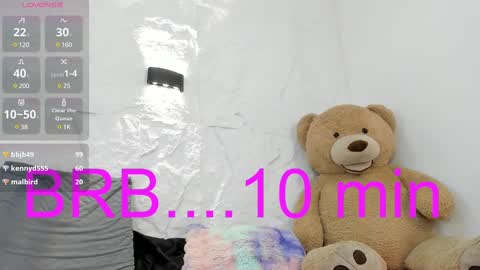 Snapshot of zoeameliie chatting on February 9, 9:06 pm zoeameliie online show from February 9, 9:06 pm