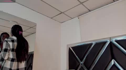 Snapshot of zoecarrter chatting on March 29, 6:13 am Zoecarrter online show from March 29, 6:13 am