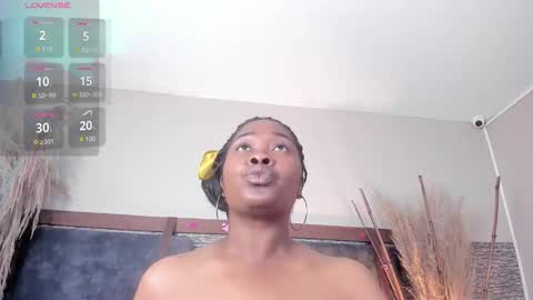 Zoe online show from October 3, 10:45 am