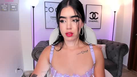  zoee jackson online show from December 7, 11:51 am