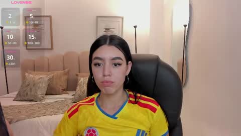  zoee jackson online show from July 3, 6:36 pm
